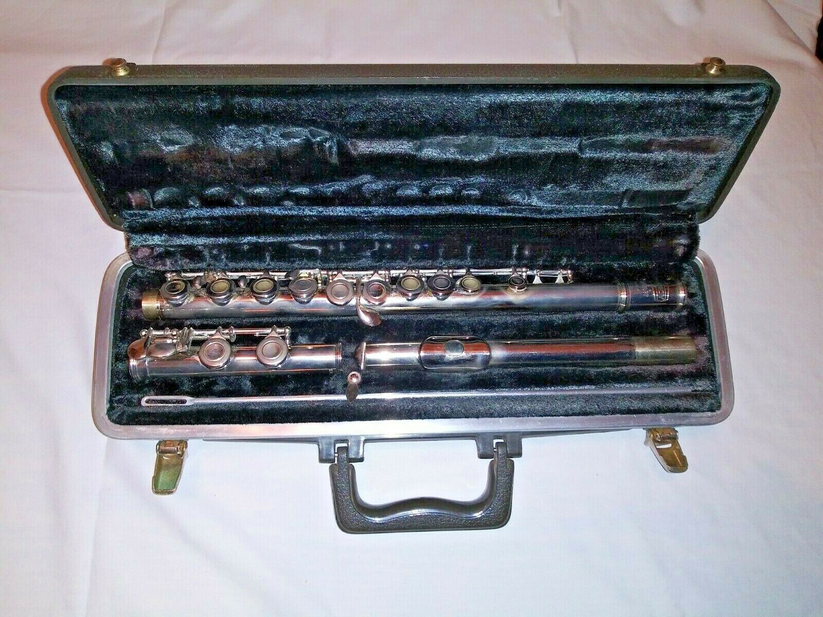 Bundy Selmer Flute with Hard Shell Case